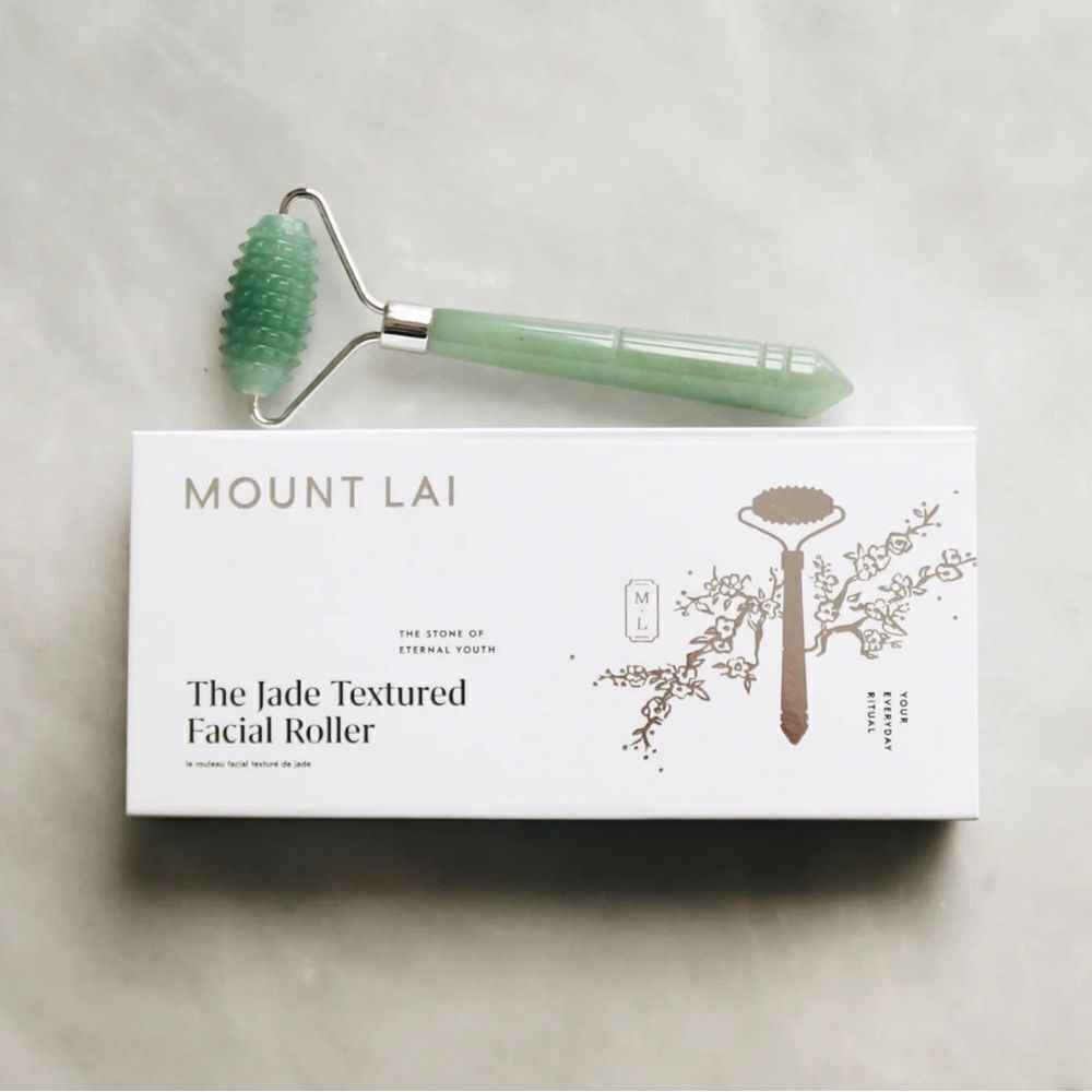 MOUNT LAI The Jade Textured Roller. Green Jade. New in Box.